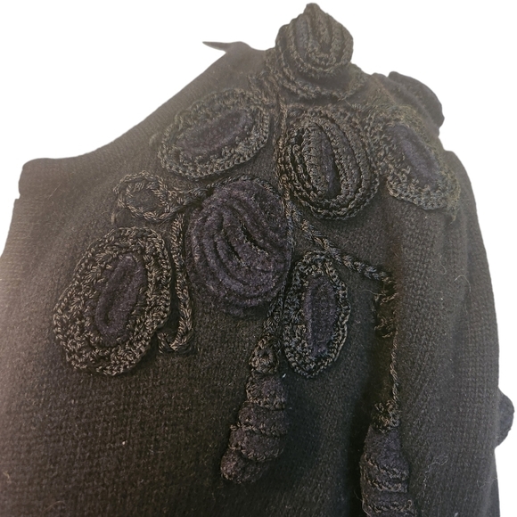 VINTAGE HERITAGE HOUSE CROTCHET FLOWER EMBELLISHED WOOL BLACK CARDIGAN SIZE M - Picture 5 of 9